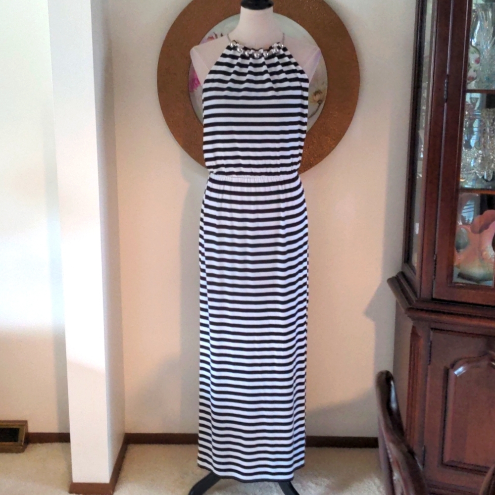 White House Black Market Dress